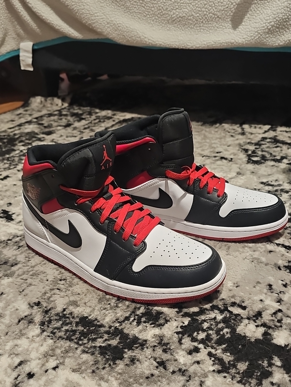 Nike Air Jordan 1 Mid sneakers in the "Gym Red Black Toe" colorway Mens Sz 11.5